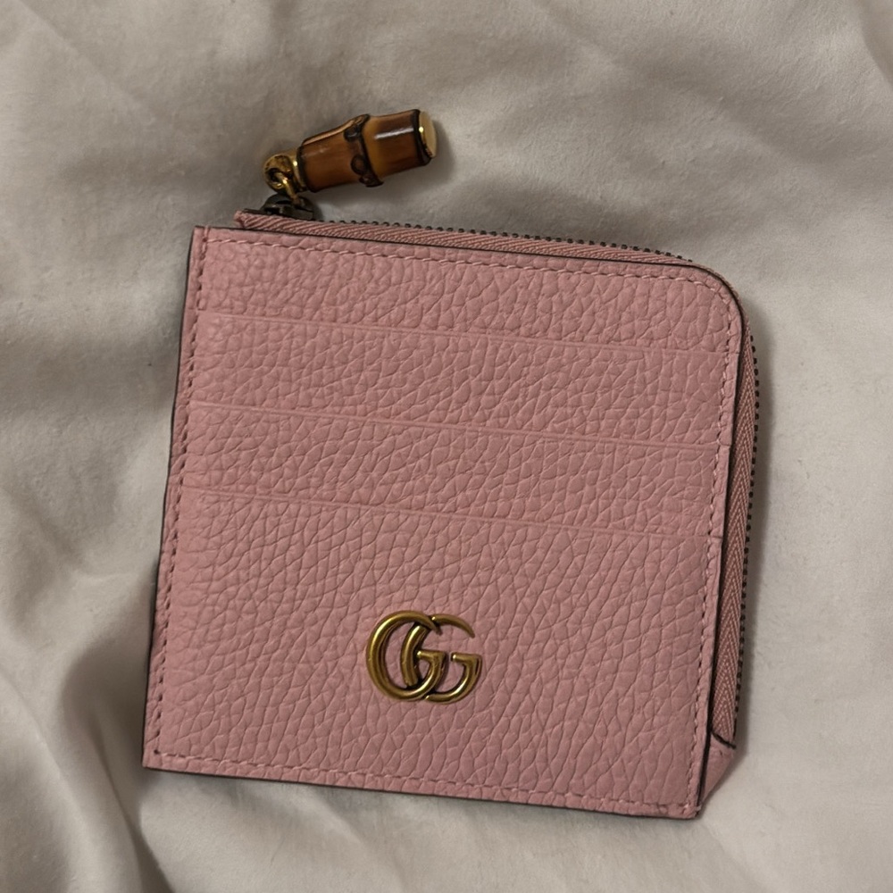 New!! Gucci card holder